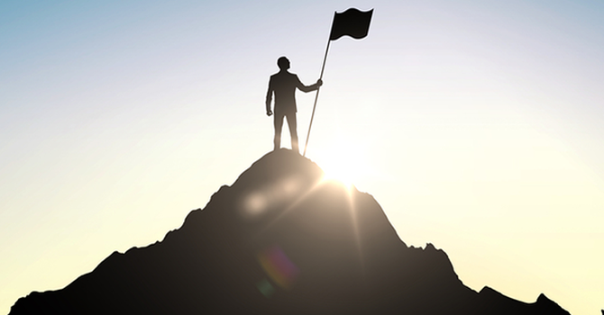 Thành công là thoáng qua, liêm chính là mãi mãi