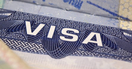 Thay đổi về gia hạn thị thực cho người Việt vào Mỹ