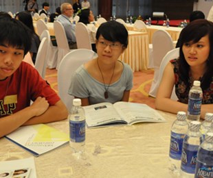 Du học sinh Việt tại Mỹ sẻ chia cách giữ mình
