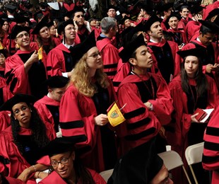 Câu chuyện sinh viên Việt tại Harvard và cái nhìn về “sự đa dạng”  tuyển sinh của trường Đại học tại Mỹ