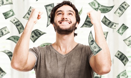 Tám cách giúp sinh viên tiết kiệm tiền