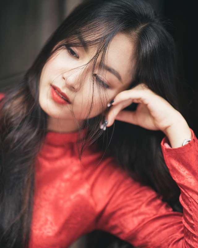 Nữ sinh Việt tại Pháp học giỏi, xinh đẹp với ngoại hình “gây thương nhớ”