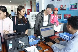 Điểm chuẩn các trường top đầu giảm mạnh