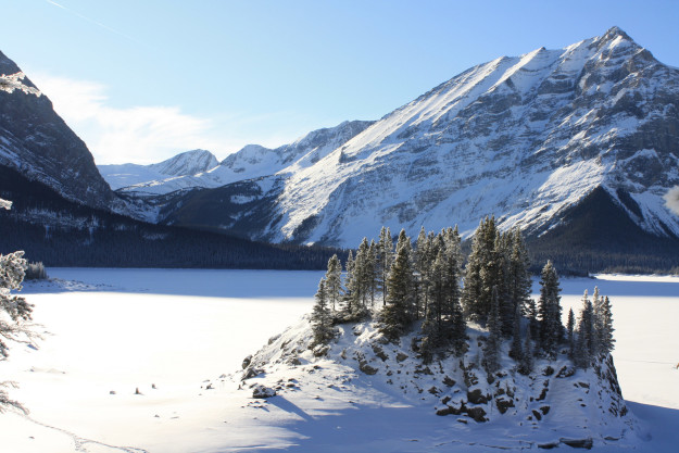 Mùa đông Canada, vẫn sống sót tốt…