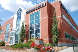Cơ hội học bổng - làm việc - định cư tại Canada với chi phí hợp lý