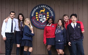 TRUNG HỌC ROSSEAU LAKE COLLEGE - MÔI TRƯỜNG NỘI TRÚ HOÀN HẢO TẠI CANADA