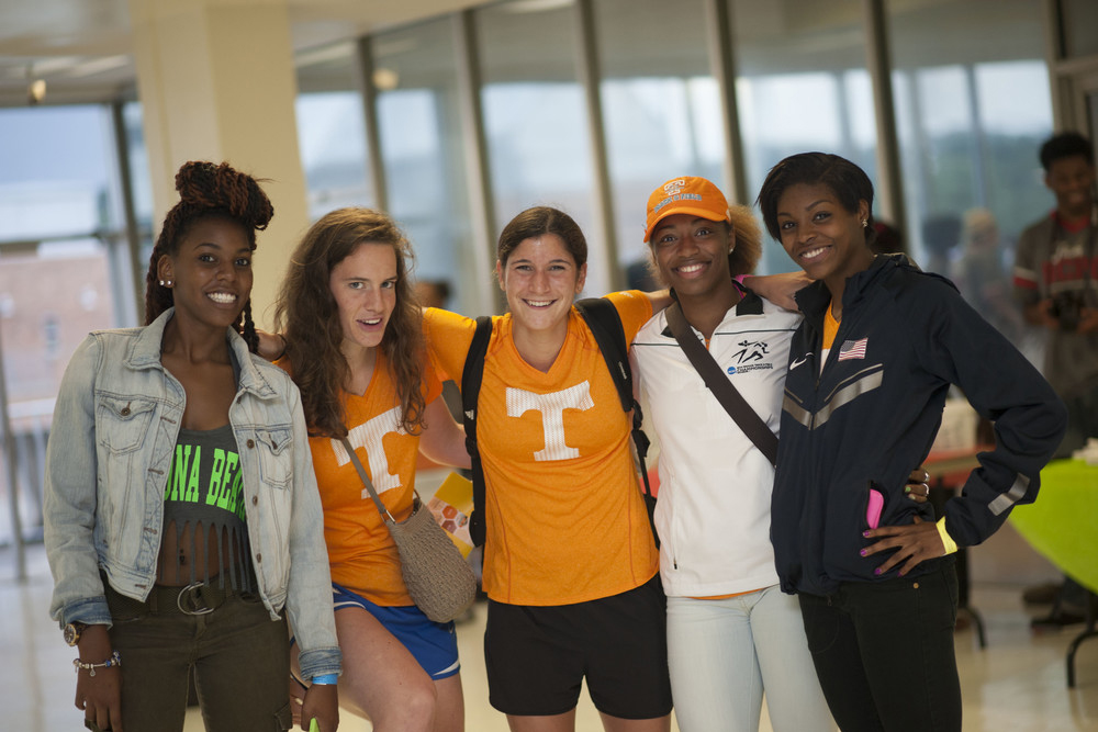 COFFEE TALK: Học bổng du học đến 340tr/năm & Làm việc hưởng lương tại University of Tennessee Knoxville, Mỹ.