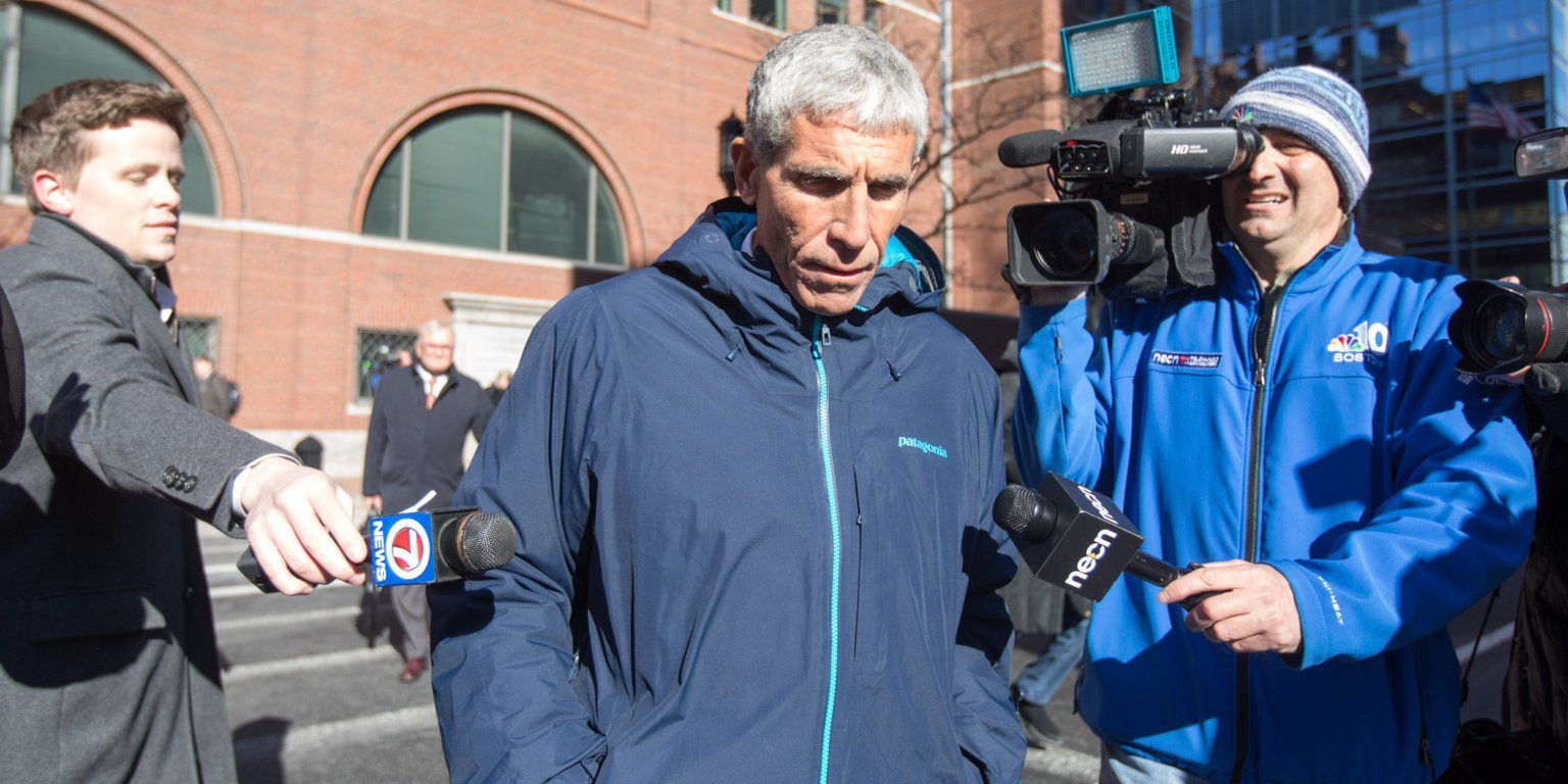 Chấn động bê bối tuyển sinh vào Stanford, Yale: Nhiều CEO, sao lớn bị bắt vì chạy trường cho con