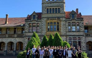 Du học Úc các trường hàng đầu - không yêu cầu chứng minh tài chính và IELTS