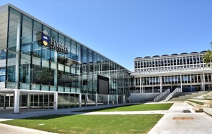 Cơ hội học tập tại Flinders University - ngôi trường nằm trong top 2% trường đại học trên thế giới!