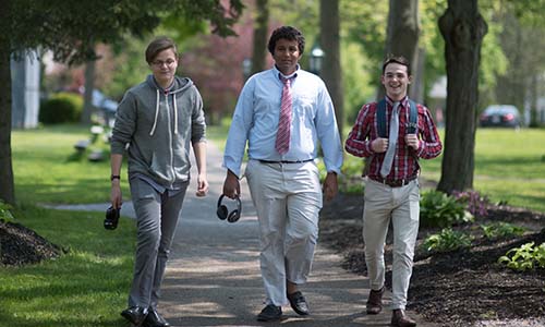 GRAND RIVER ACADEMY - Nơi hội tụ của các nam sinh ưu tú!  Các bạn có biết