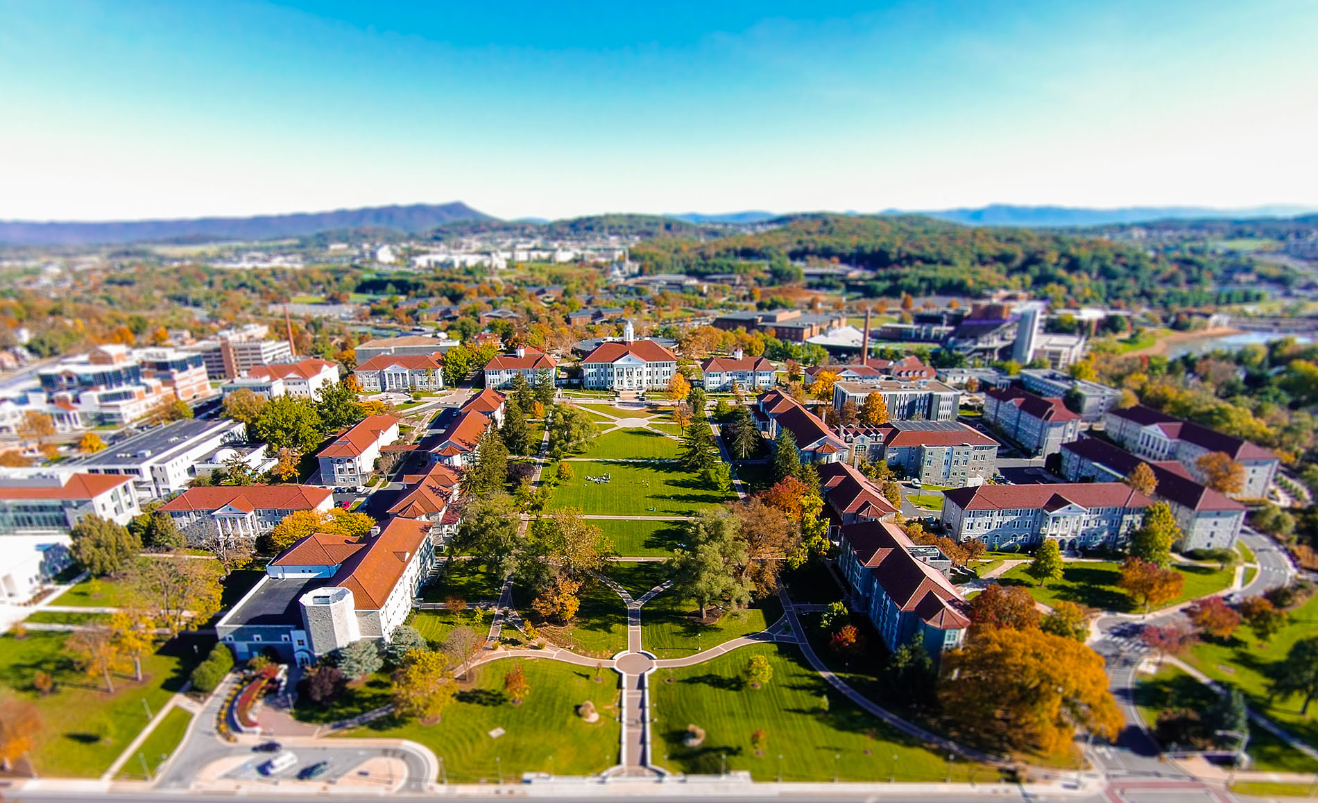 JAMES MADISON UNIVERSITY- Ngôi trường đặc sắc mang tên vị tổng thống thứ tư của xứ sở cờ hoa