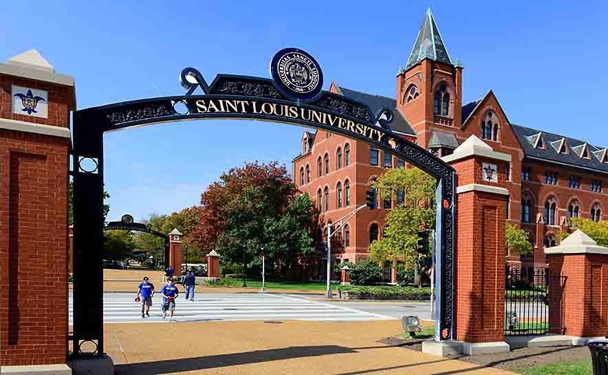 SAINT LOUIS UNIVERSITY - Ngôi trường bước ra từ cổ tích với kiến trúc cổ kính tuyệt đẹp tại bang Missouri