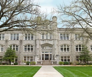 Tiết kiệm tối đa học phí cùng nhiều mức hỗ trợ tài chính cao - chỉ có tại UNIVERSITY OF CENTRAL MISSOURI