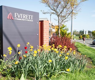 Khởi đầu từ CĐCĐ Everett - thành công vào các trường đại học hàng đầu tại Mỹ trong tương lai