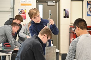 Du học Mỹ bậc trung học: Khám phá Shoreland Lutheran High School – Ngôi trường dẫn đầu về STEM tại Wisconsin