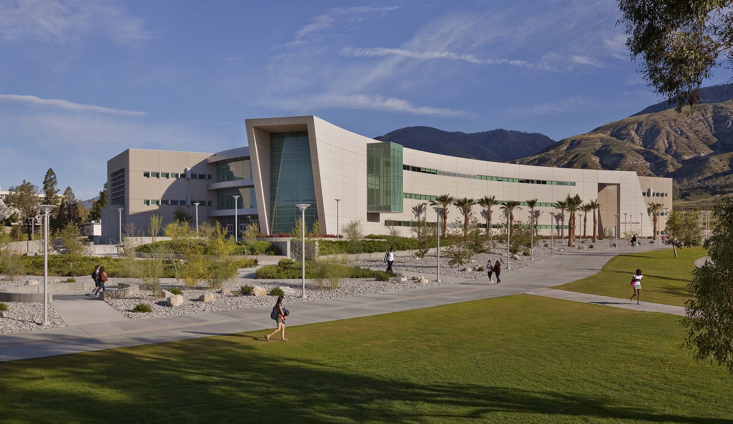 California State University, San Bernardino - College of Extended Learning