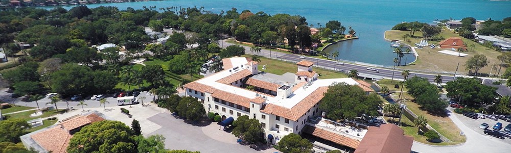 Admiral Farragut Academy