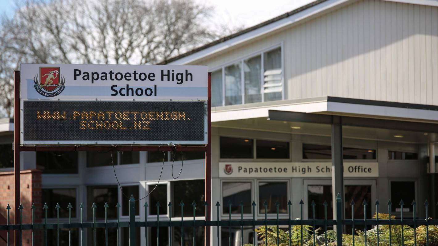 Papatoetoe High School