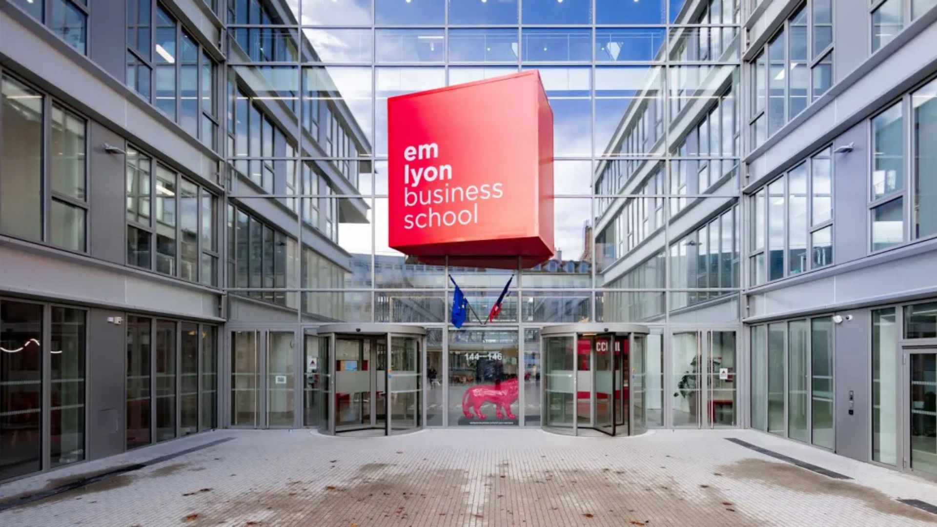 Emlyon Business School