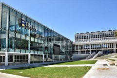 Cơ hội học tập tại Flinders University - ngôi trường nằm trong top 2% trường đại học trên thế giới!