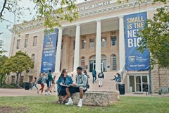 Texas Wesleyan University - xếp hạng nhất các trường tốt nhất của khu vực (Theo U.S News and World Report)