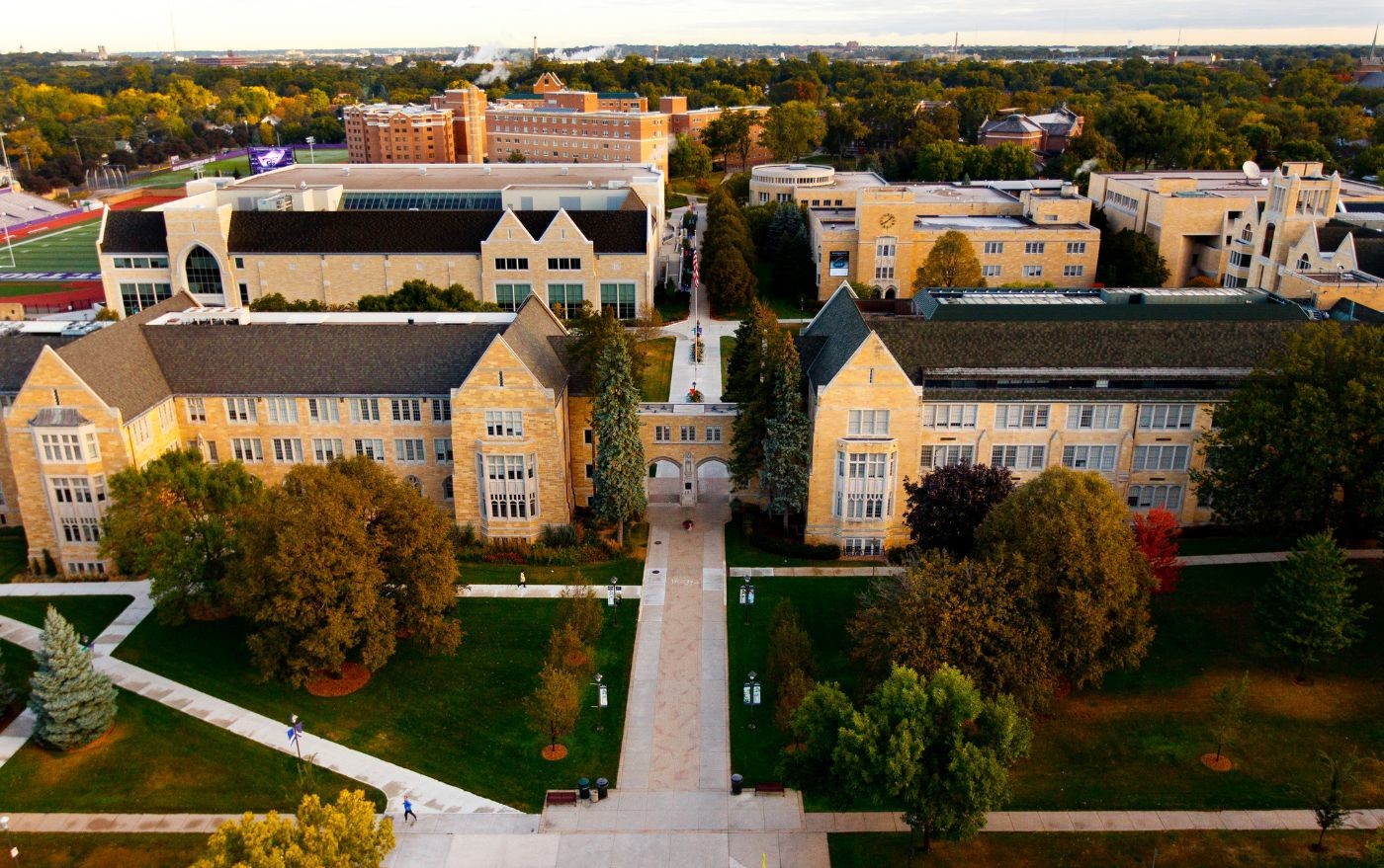 Săn học bổng lên tới 70% cùng đại học số 1 bang Minnesota - UNIVERSITY OF ST. THOMAS