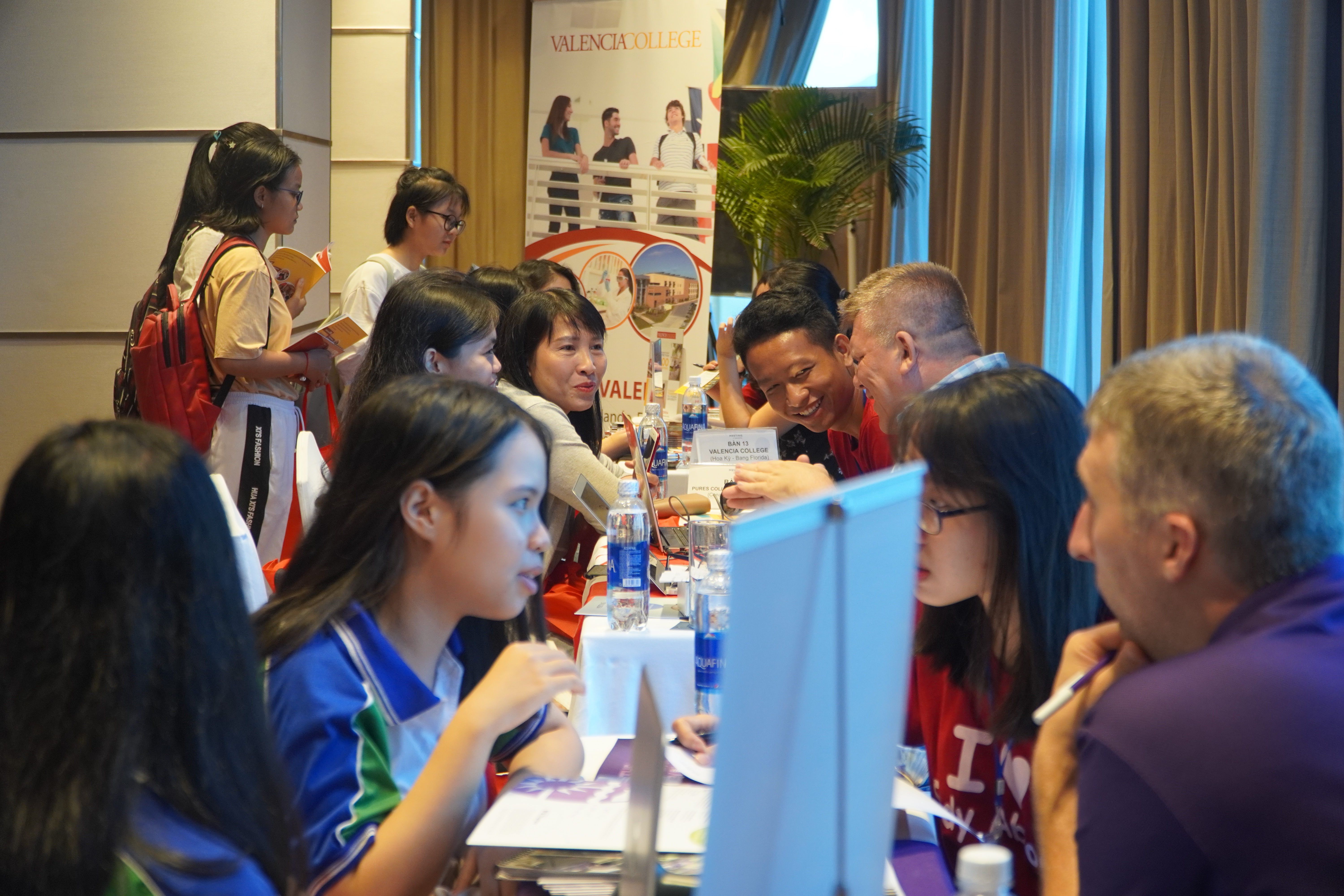 TRIỂN LÃM DU HỌC QUỐC TẾ 2020 “CHẮP CÁNH ƯỚC MƠ DU HỌC” VỚI CƠ HỘI HỌC BỔNG ĐẾN 100%