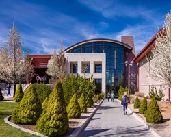 Du học Mỹ tại Truckee Meadows Community College - tận hưởng cơ hội thực tập tại thung lũng Silicon tiếp theo