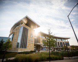 Madison College Bước khởi đầu thông minh vào Đại học thuộc top 50 nước Mỹ