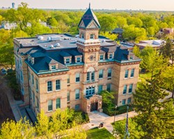 Elmhurst University Cơ hội để du học ngành Điều dưỡng (Nursing) với chi phí tiết kiệm tại tại Mỹ