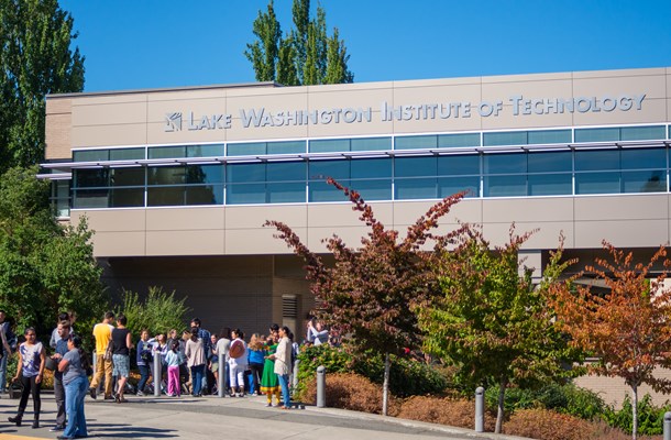 Du học Mỹ tại Lake Washington Institute of Technology