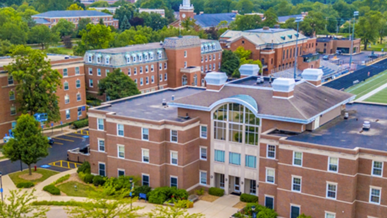 Cơ hội nhận học bổng 100% và khoản trợ cấp 1000USD từ Elmhurst University ( mỹ )