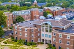 Cơ hội nhận học bổng 100% và khoản trợ cấp 1000USD từ Elmhurst University ( mỹ )