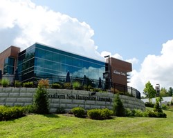 HỌC CAO VỚI CHI PHÍ THẤP TẠI SOUTHERN NEW HAMPSHIRE UNIVERSITY