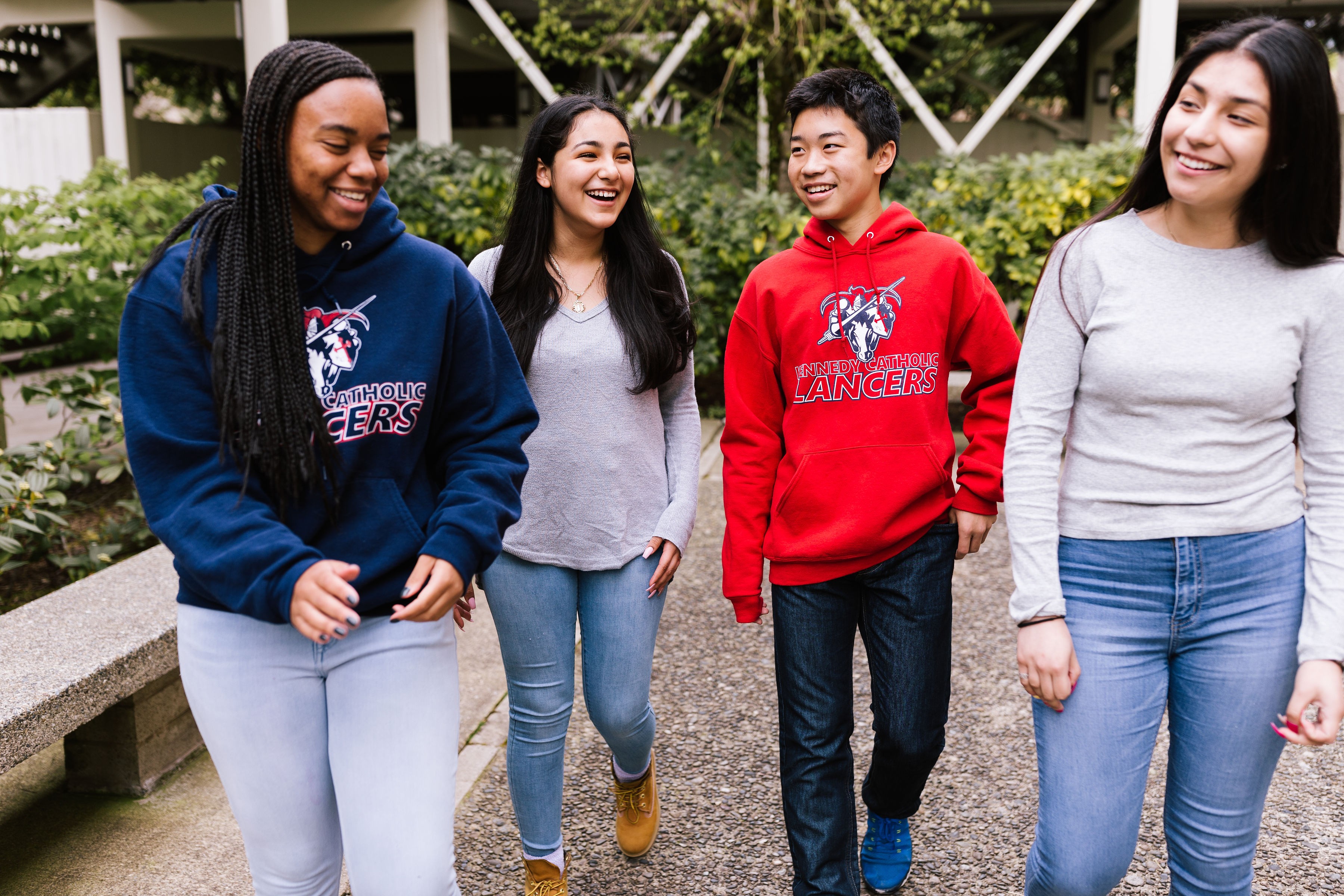 Gặp gỡ đại diện KENNEDY CATHOLIC HIGH SCHOOL - Top 5 trường trung học tư thục tốt nhất Bang Washington