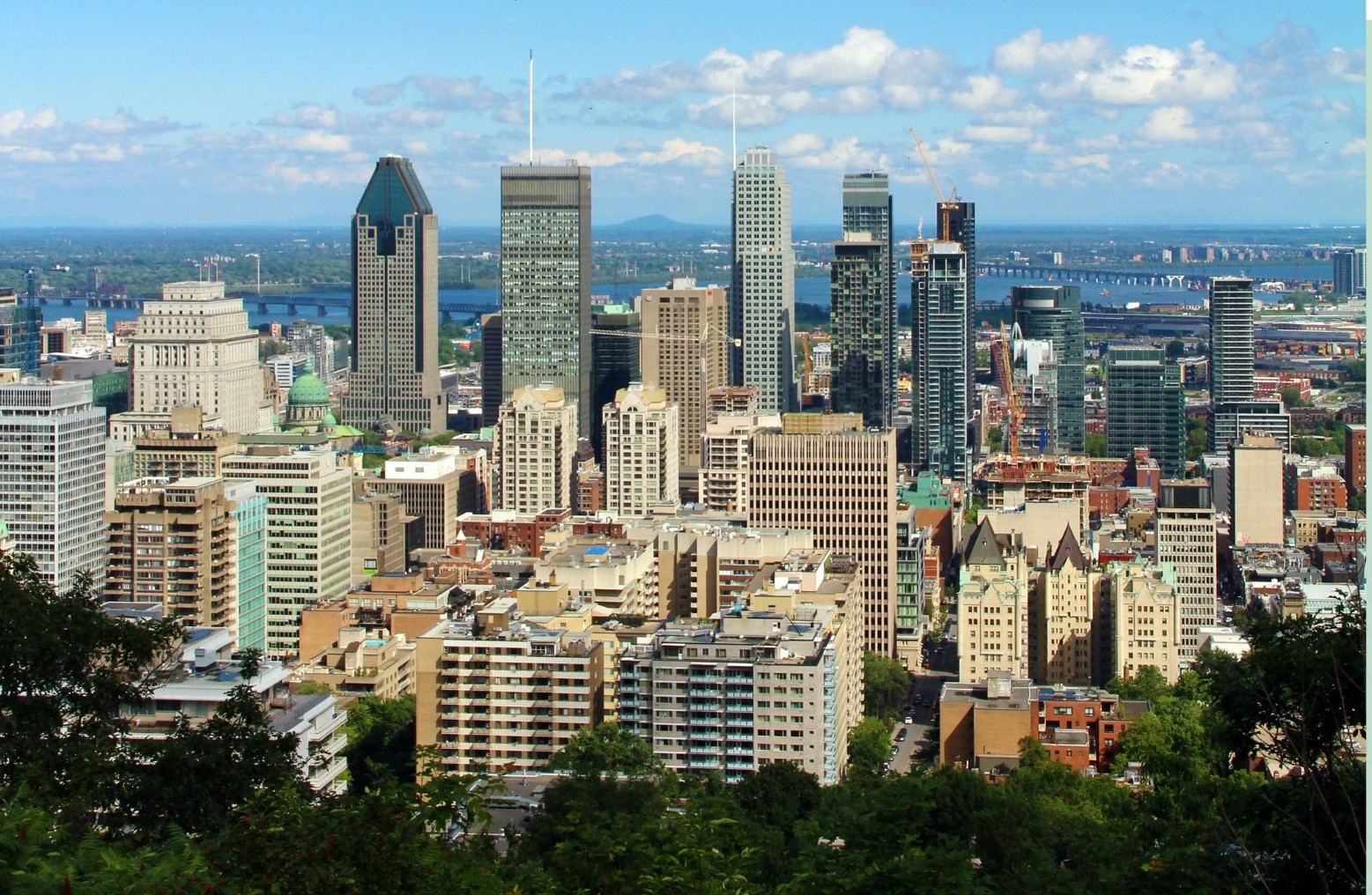 Học Và Trải Nghiệm Văn Hóa Đa Dạng Tại COLLEGE AVALON (Canada)