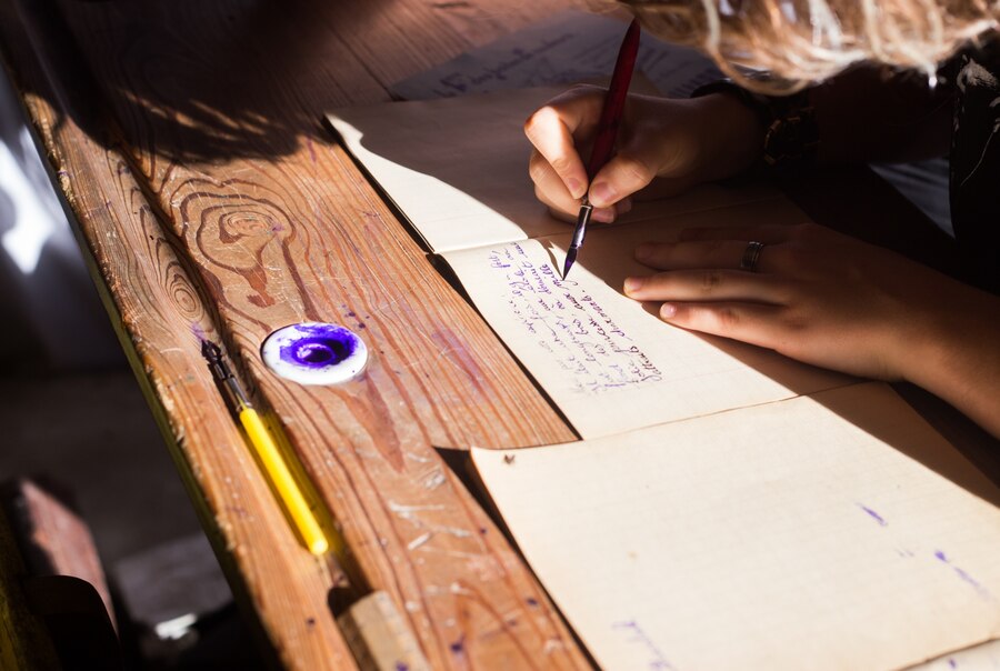 SERIES ‘THE ART AND SCIENCE OF WRITING’  -  NÂNG CAO KHẢ NĂNG VIẾT LUẬN