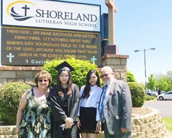 Trường Trung học Shoreland Lutheran - nơi học tập, thực hành, và những trải nghiệm khó quên