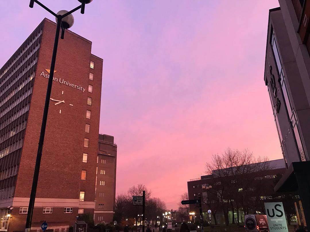 Du học Anh Quốc - 4 lý do bạn nên học tập tại Oncampus Aston University