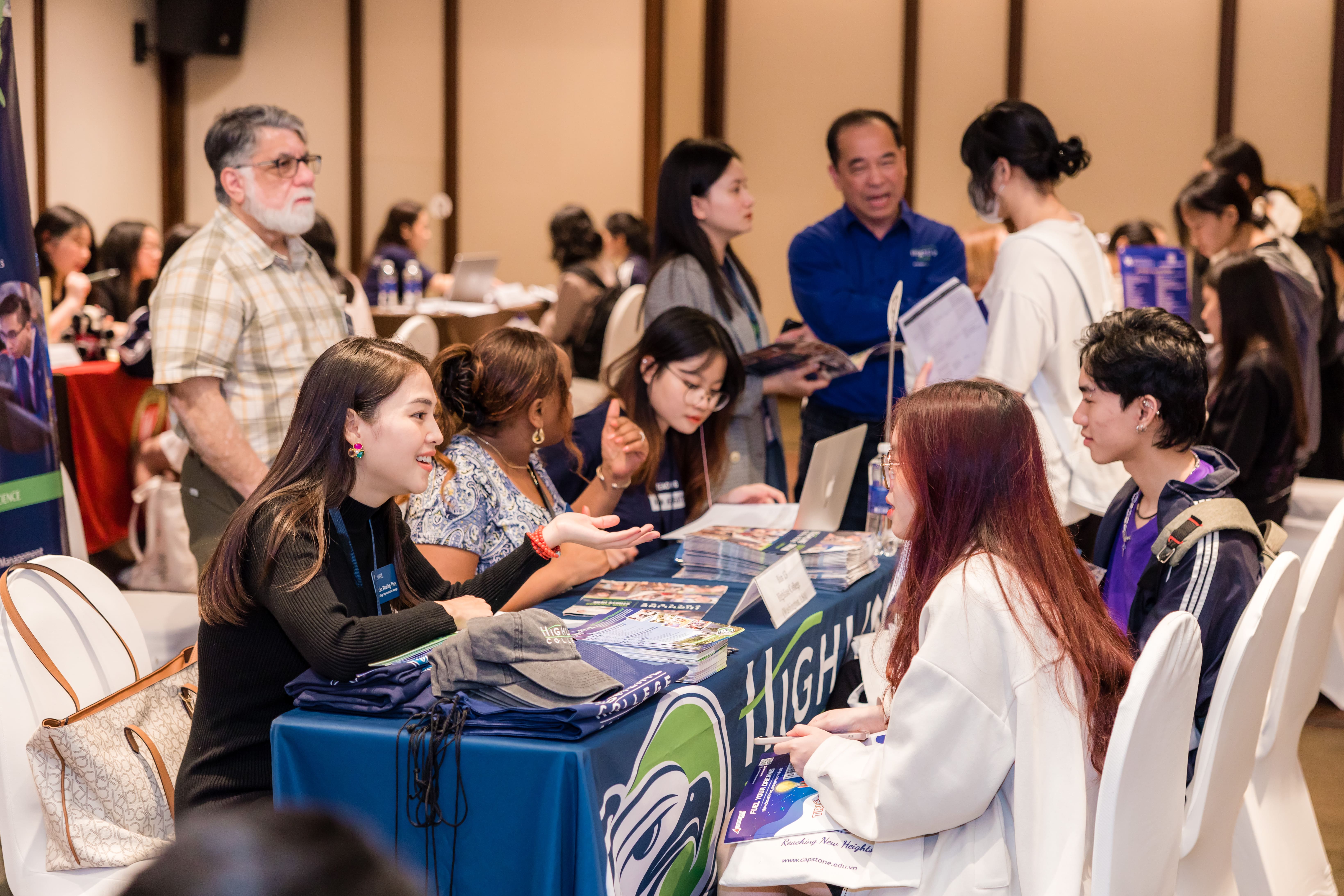 Triển lãm du học mùa Xuân 2024