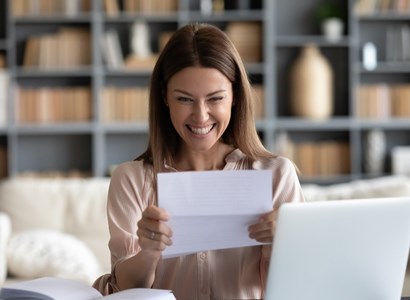 Cách viết bài luận xin học bổng thành công - Bí kíp từ chuyên gia