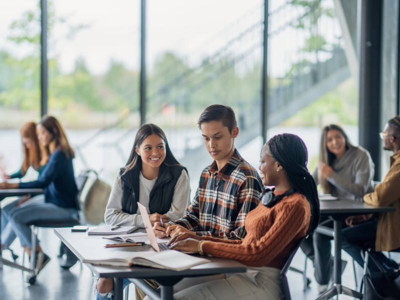 Du học cấp 3 Mỹ Đầu tư cho tương lai, gặt hái thành công toàn diện